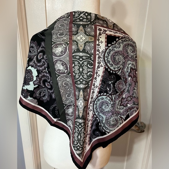 Vince Camuto Square Scarf Polyester Multicolor Persian Bazaar Accessory - Picture 10 of 13